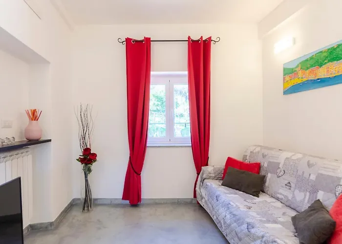 Casa Rosa, * Rapallo