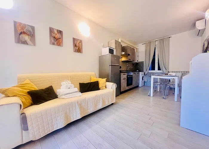 Casa Rosa, * Rapallo