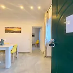 Casa Rosa, Apartment